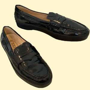 Tod's Patent Leather‎ Platform Penny Loafers Preppy Dark Academia Size 11/11.5